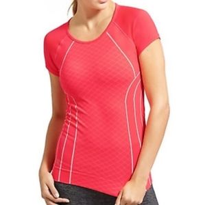 Athleta Finsh Fast Line Tee